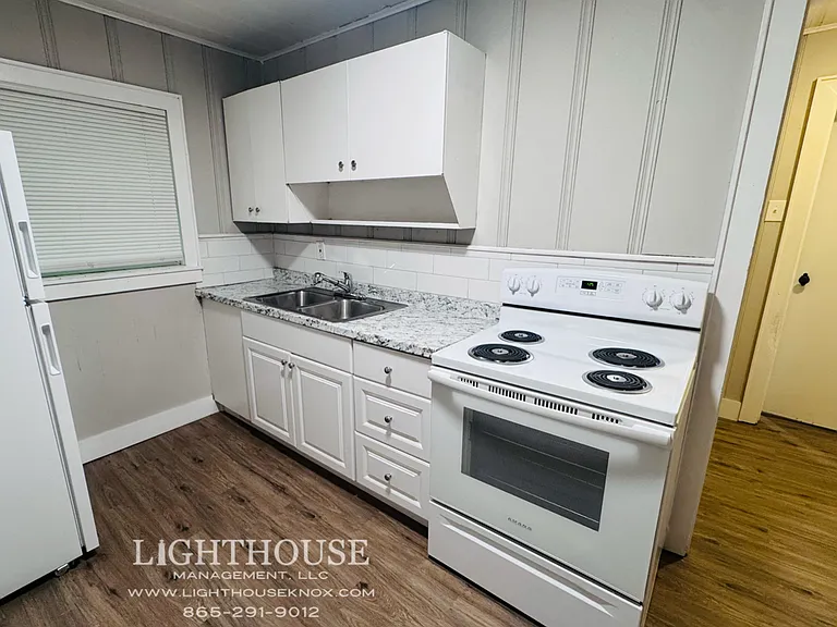 5410 Colonial Circle — Photo 14