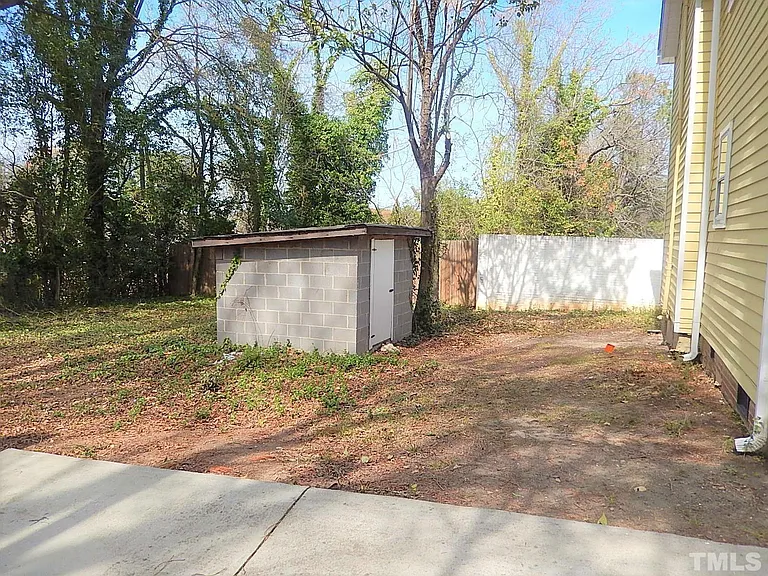 1015 Oberlin Rd — Photo 22
