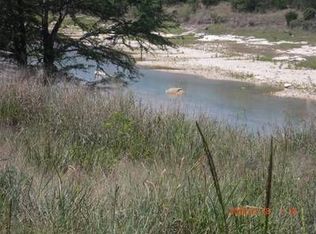 490 Lake Rd, Pipe Creek, TX 78063