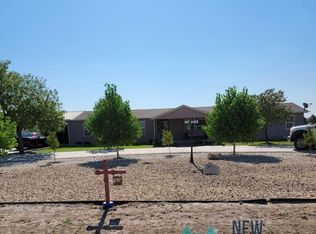 37 Windy Ridge Rd, Artesia, NM 88210