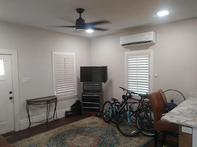 110 Goodloe Aly — Photo 2