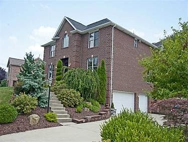 2nd image of 3028 Thomas Jefferson Dr