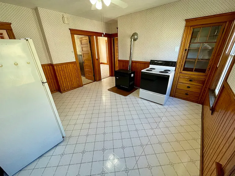 21 Watson Ave #2 — Photo 10