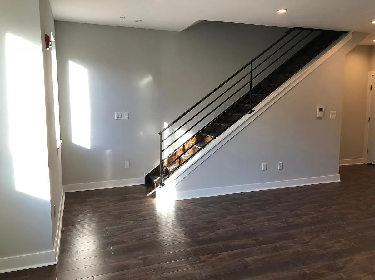2 bed, 1200 sqft, $1,700 — Photo 4
