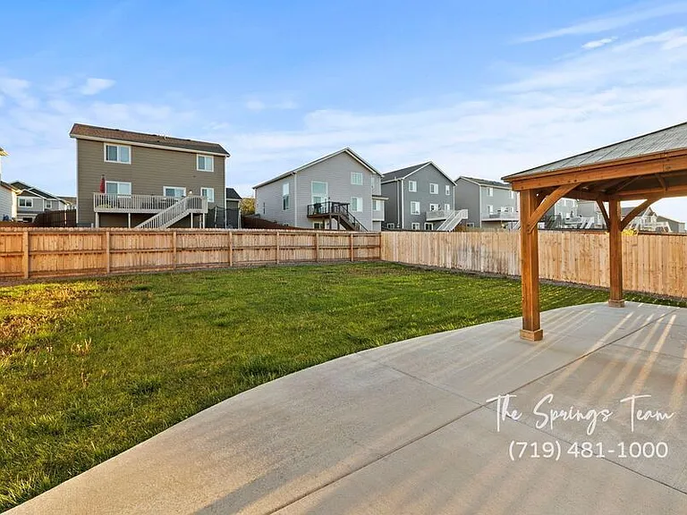 10957 Matta Dr — Photo 34