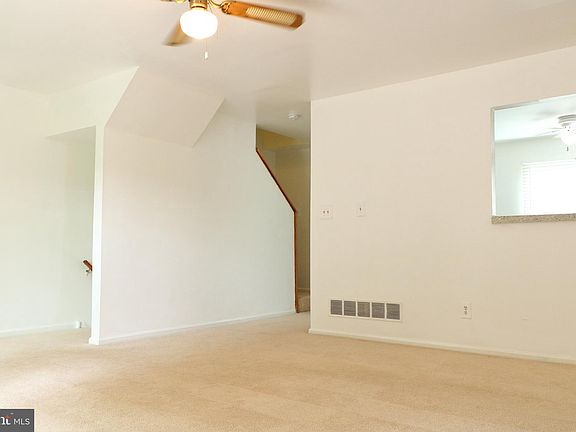5th image of 5077 W Woodmill Dr