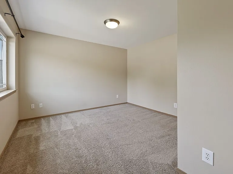 2440 Boulevard Heights Loop SE — Photo 31