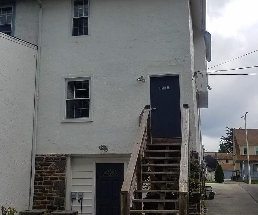 2nd image of 1904 Darby Rd