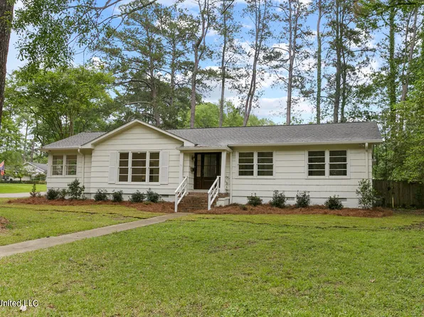 3960 Eastline Dr, Jackson, MS 39211