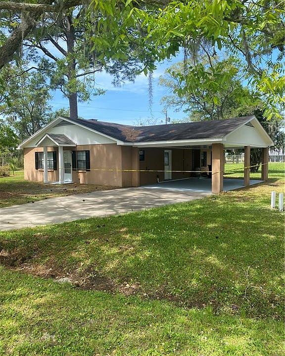1st image of 419 W Shore Dr