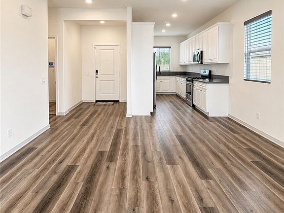 3rd image of 4903 Vanderham Way
