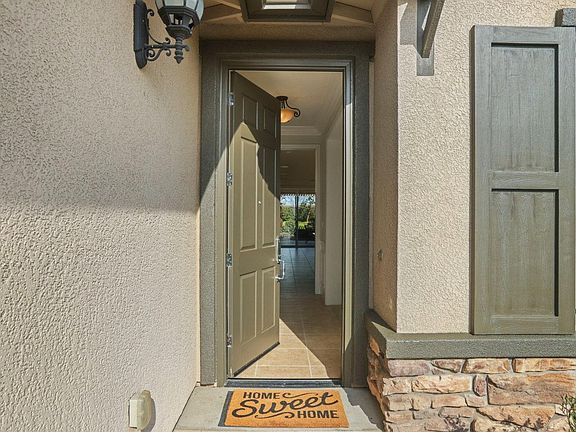 3rd image of 2555 Dutchwood Ln