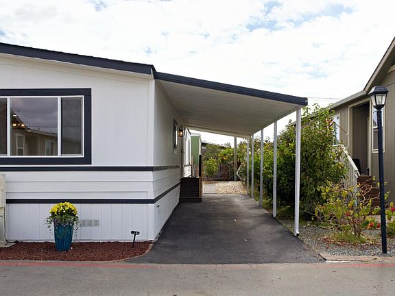 3rd image of 20 Russell Rd #84