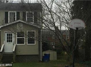 5929 Edgehill Ct, Alexandria, VA 22303