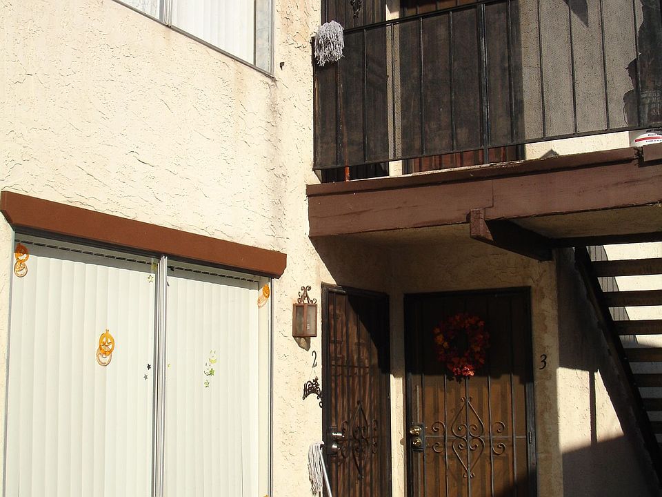 2nd image of 4067 44th St APT 3