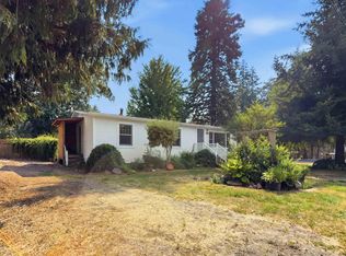 302 E Chestnut St, Farmington, WA 99128