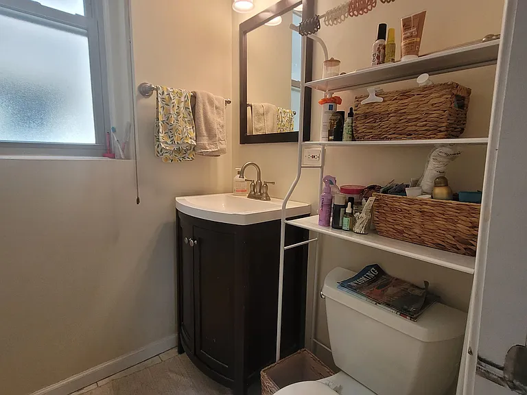 633 W. Arlington Pl. — Photo 7