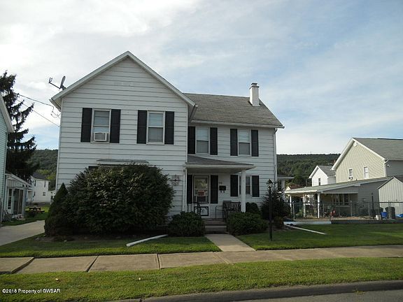 2nd image of 158 Perrin St