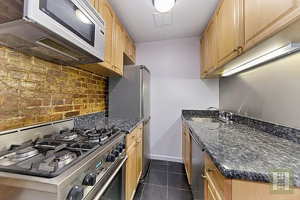 Rented by Halstead Real Estate | media 22