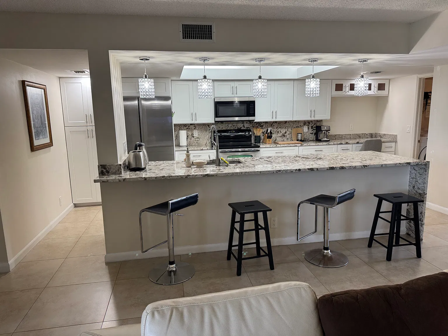 2 bed, 1175 sqft, $4,000 — Photo 3