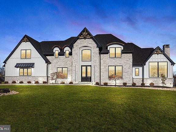 2nd image of 7 Buckman Dr