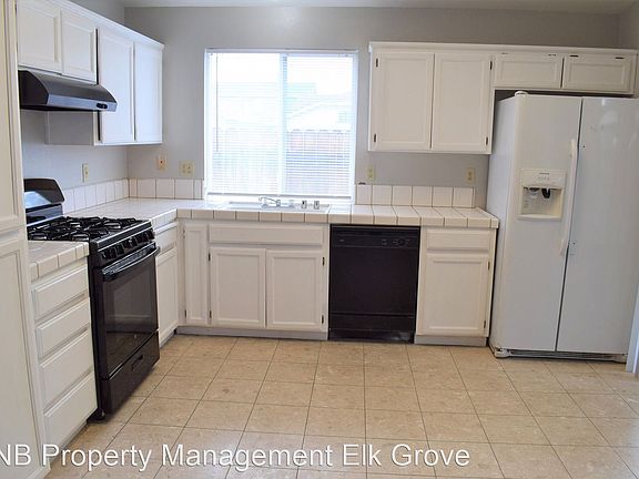 5th image of 2461 Dry Creek Way