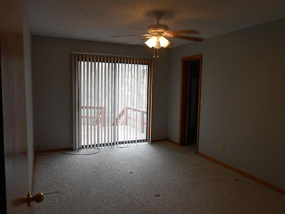2nd image of 2 Cullen Hills Dr