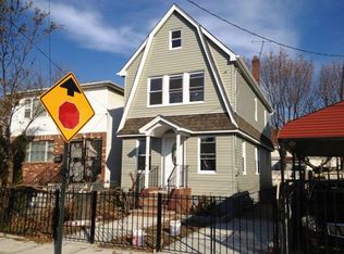 12021 194th St, Saint Albans, NY 11412
