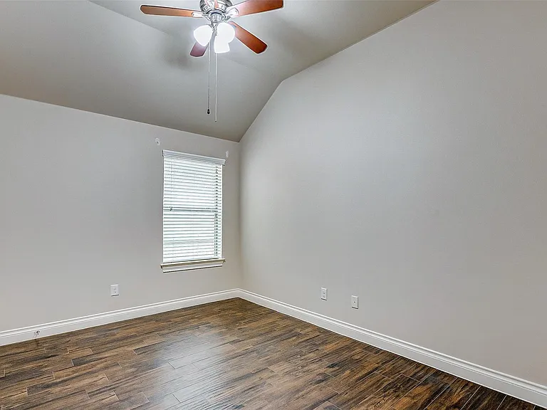 27923 Silverstream Ct — Photo 11