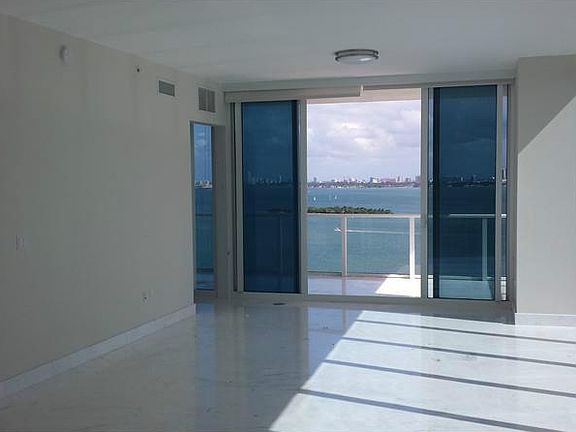 4th image of 2020 N Bayshore Dr APT 1810