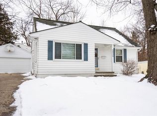5932 Cottage Dr, Des Moines, IA 50311