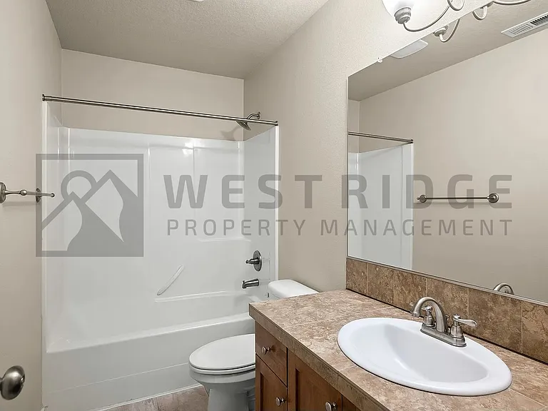3111 NE 15th Ave — Photo 13