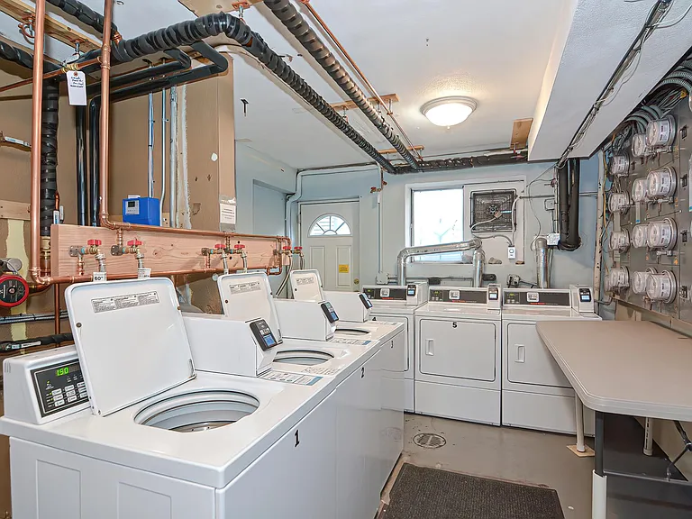 18 Pond St #7 — Photo 16