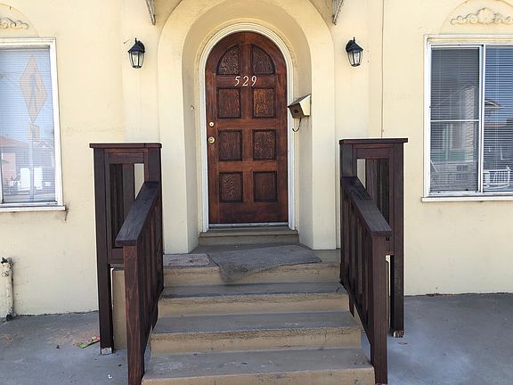 2nd image of 529 Lincoln St