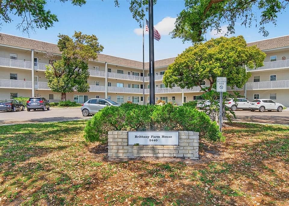 1st image of 2440 World Parkway Blvd APT 6