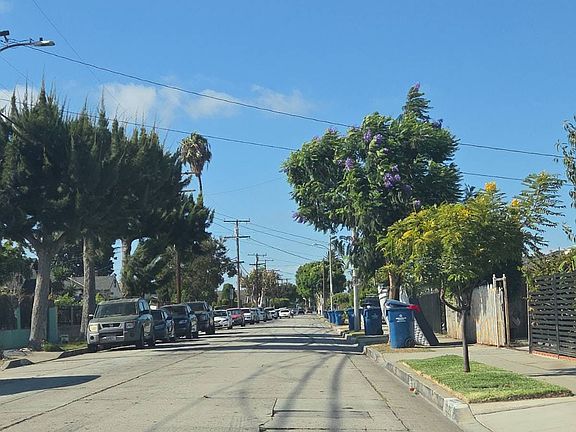 5th image of 10223-10223 1/2 S Grevillea Ave
