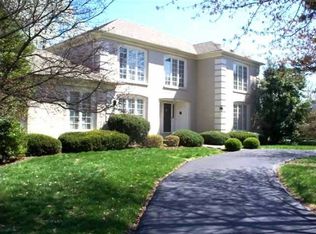 3613 Foxglove Ln, Barbourmeade, KY 40241