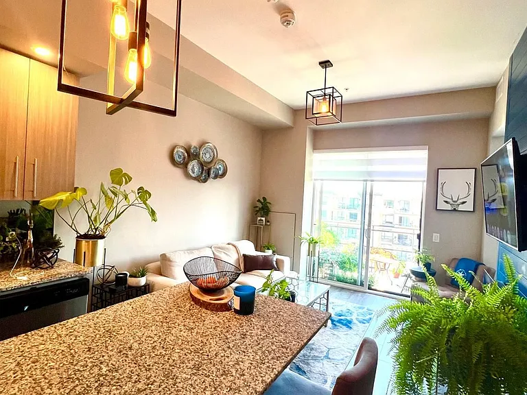 40 Esplanade Ln #604 — Photo 8