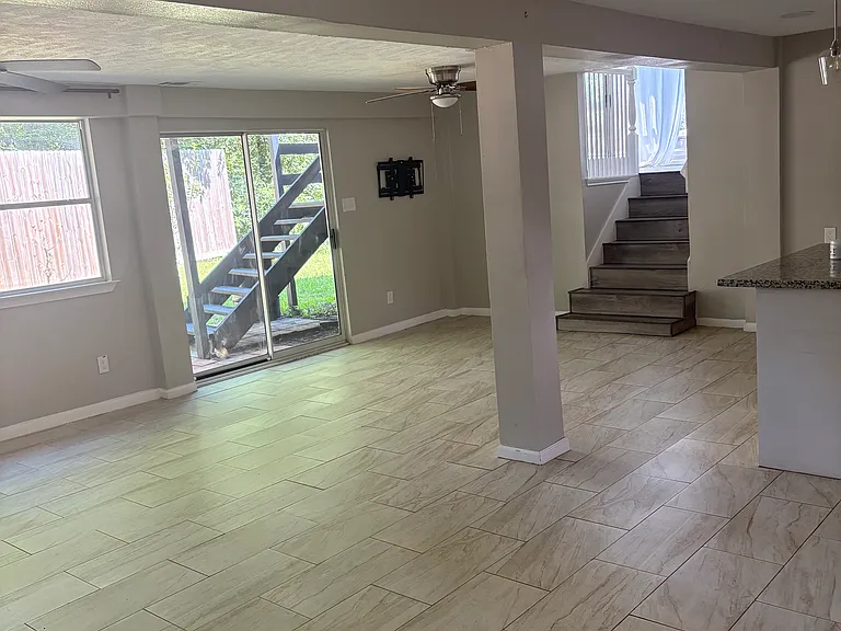 20843 Brandon Dr — Photo 5