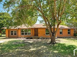 204 N Summit St, Red Oak, TX 75154