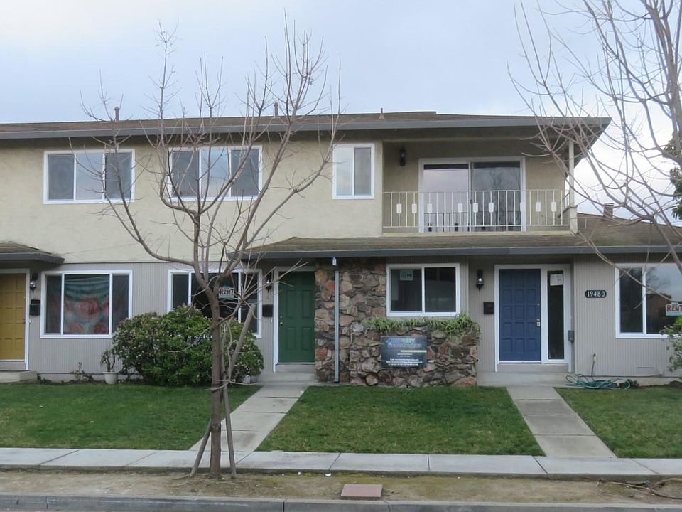 1st image of 19480 Richwood Ct APT 2