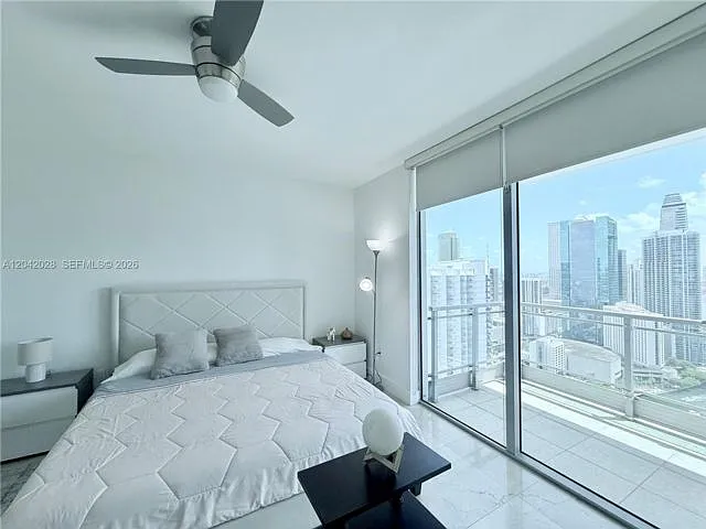 92 SW 3rd St #4311 — Photo 7