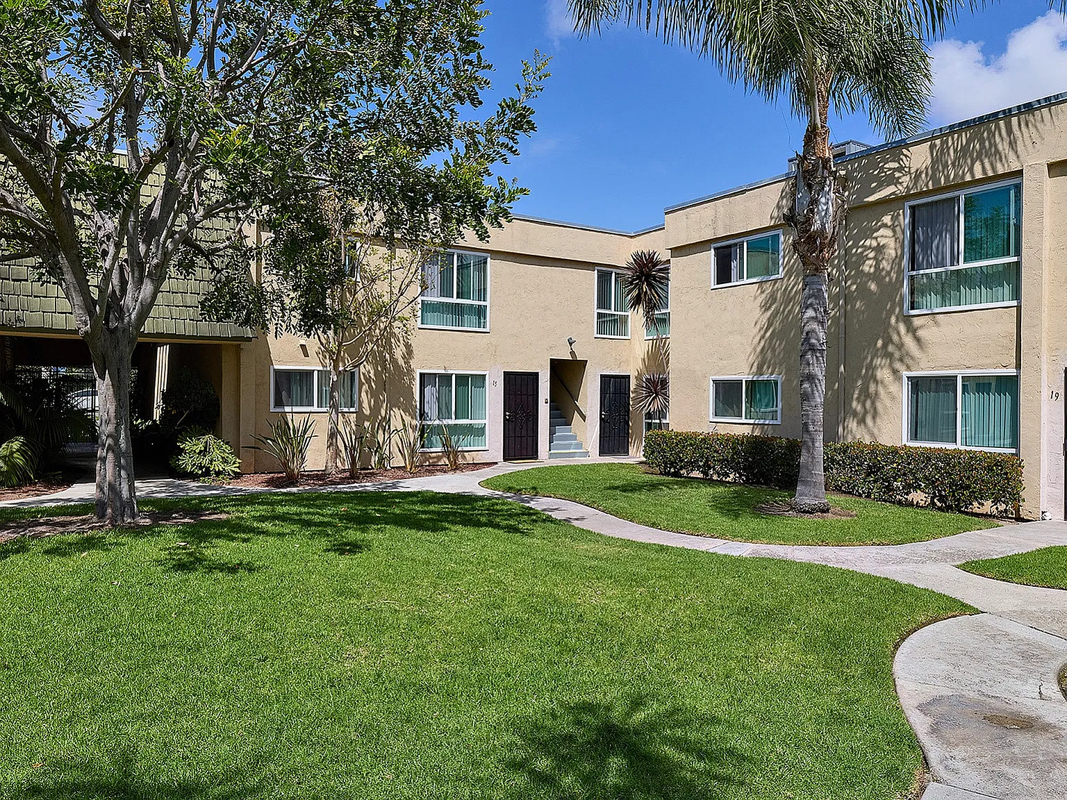 Pine Vista Apartments — Photo 3