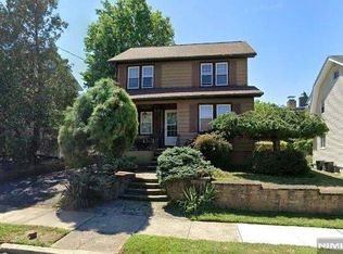 136 Gray St, Bogota, NJ 07603