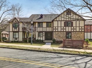 23 Canterbury Rd #F, Chatham, NJ 07928