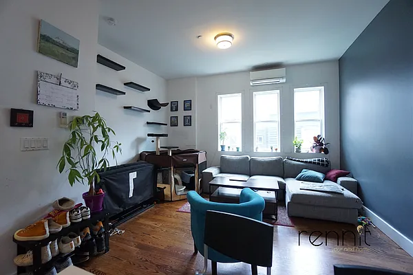 Rented by Rennit Inc. | media 39