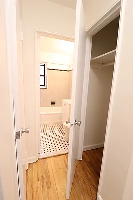 Rented by A&E Real Estate Management | media 17