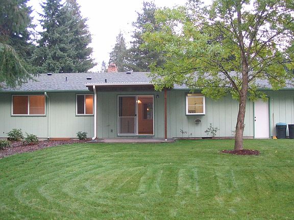 Back yard, covered patio