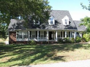 102 Oxmoore Rd, Oxford, AL 36203