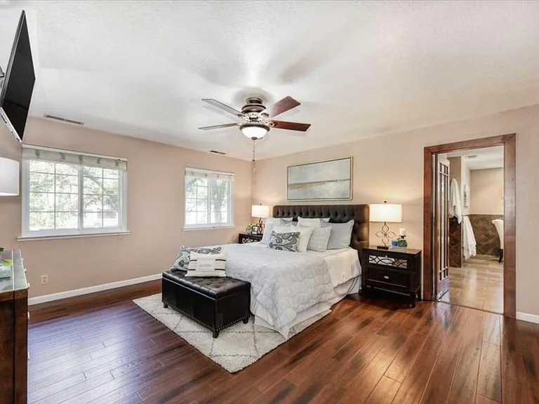 12341 Torrey Pines Dr — Photo 17